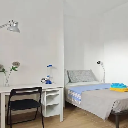 Appartement Certosa District 2 Milan